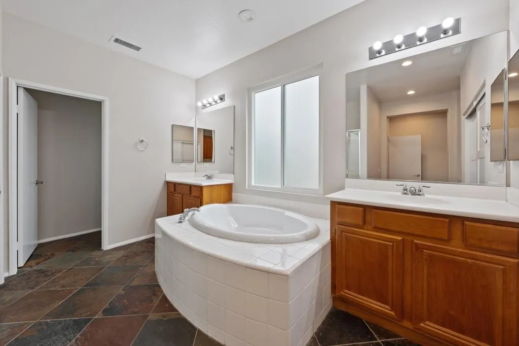 49335 Douglas Street, Indio, California 92201 home-pic-25