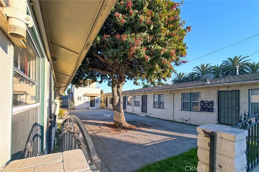 1144 Blinn, Wilmington, California 90744 home-pic-4