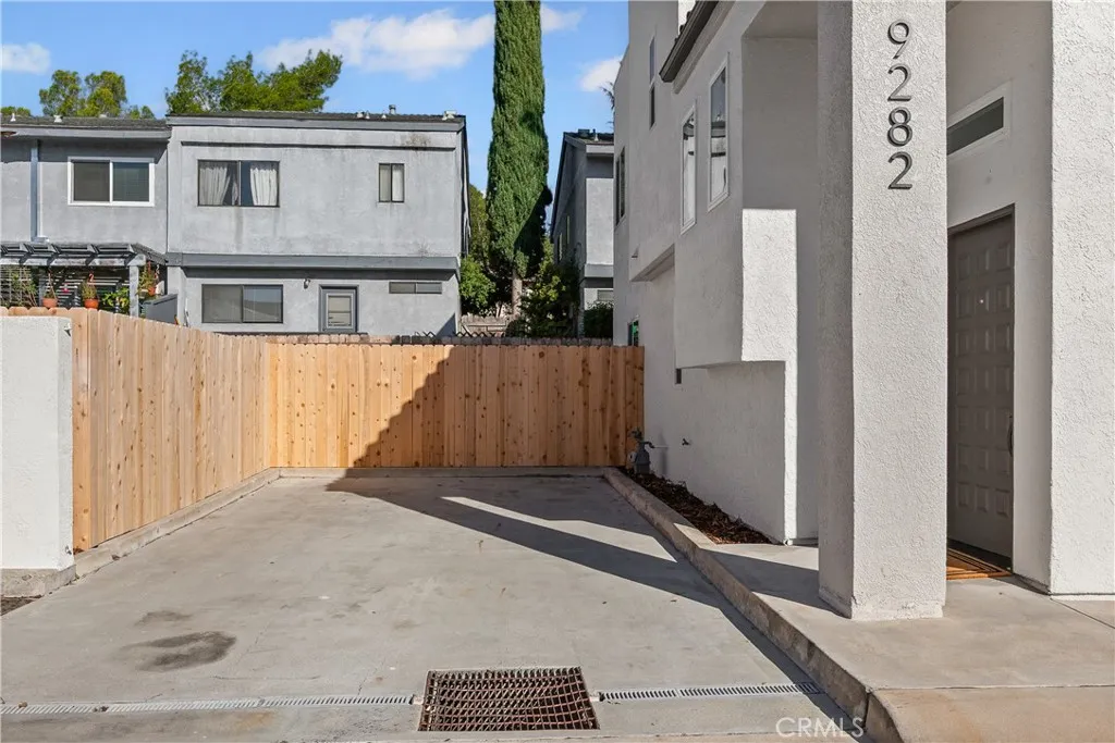 9282 El Bordo, Atascadero, California 93422 home-pic-2