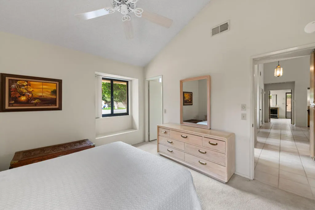 2nd BR w/Direct Access To 3/4 BA
