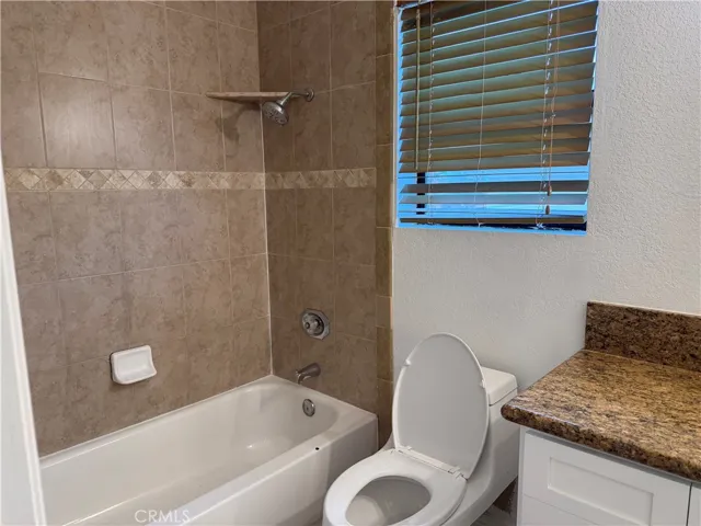 Bathroom 2 upstair