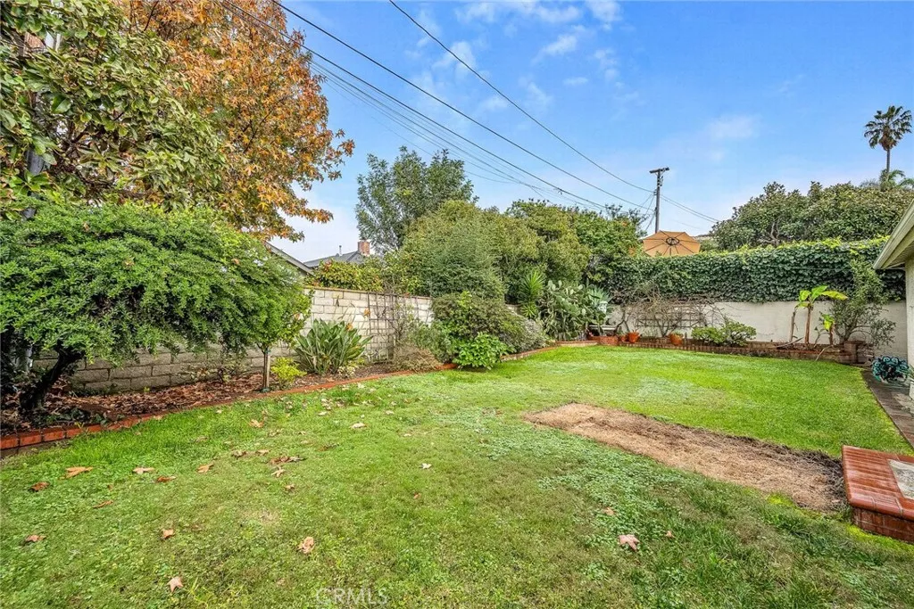 641 Via Los Miradores, Redondo Beach, California 90277 home-pic-38