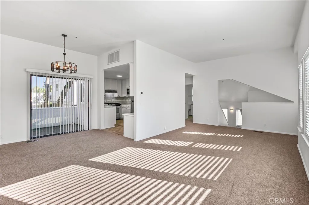 9284 El Bordo, Atascadero, California 93422 home-pic-11