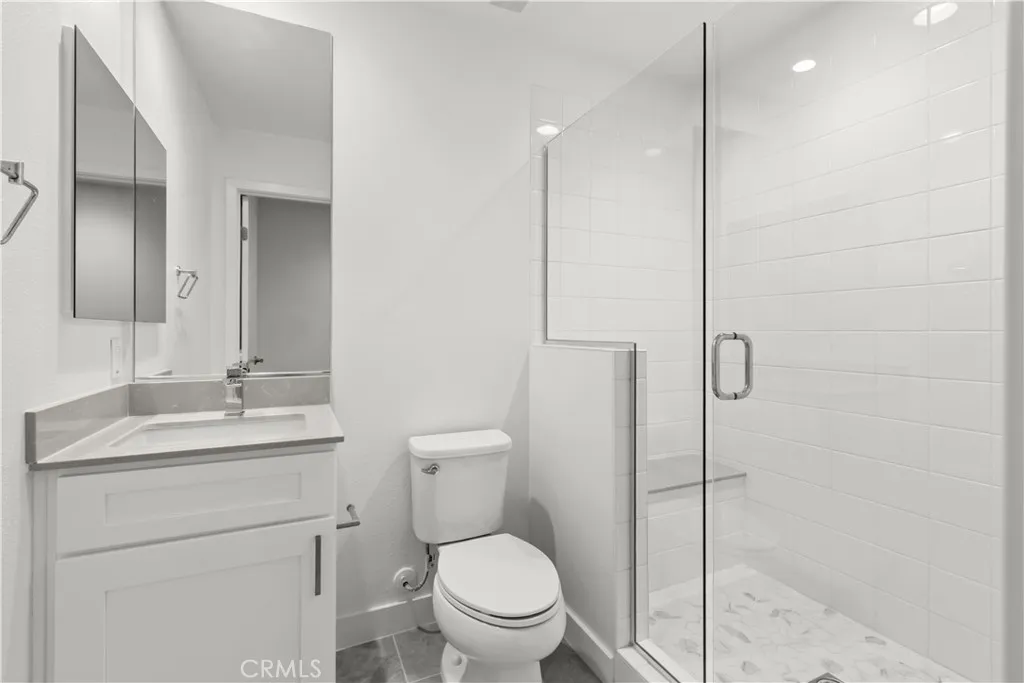 255 Elm, Long Beach, California 90802 home-pic-12