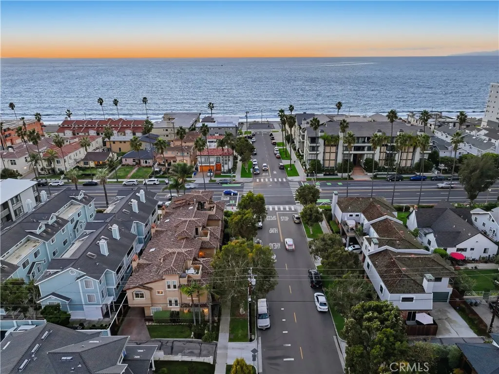 202 Avenue C, Redondo Beach, California 90277 home-pic-51