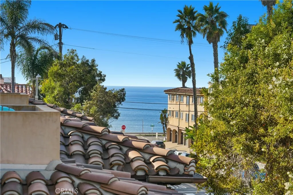 202 Avenue C, Redondo Beach, California 90277 home-pic-44