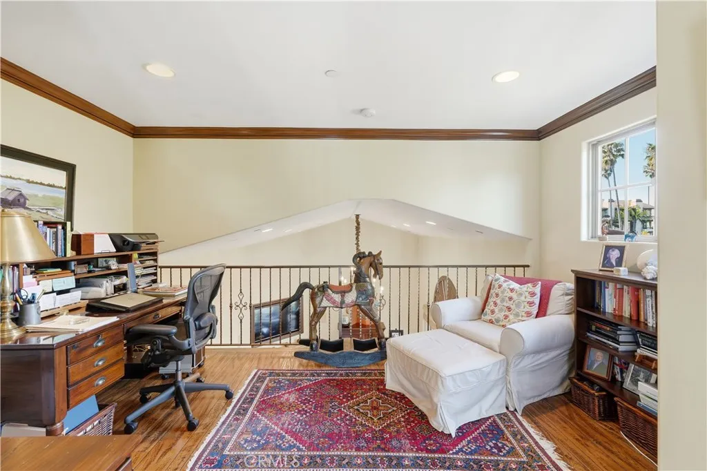 202 Avenue C, Redondo Beach, California 90277 home-pic-27
