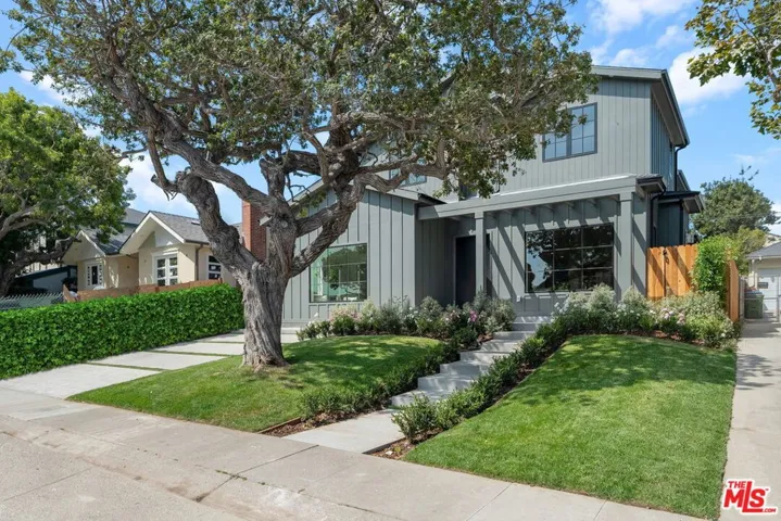 8025 Stewart Avenue, Los Angeles, California 90045