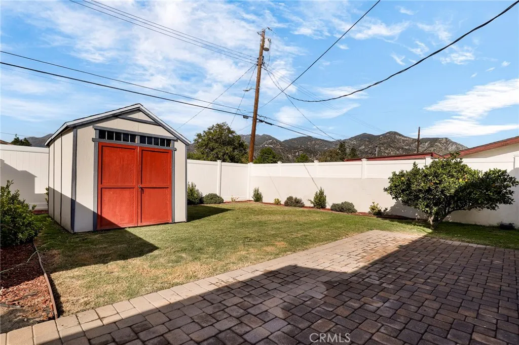 13345 Calcutta, Sylmar, California 91342 home-pic-26
