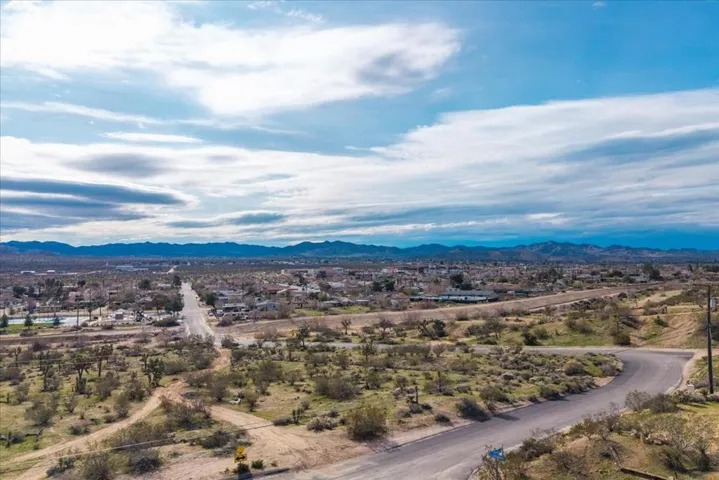 24-APN 0601391010 (30)