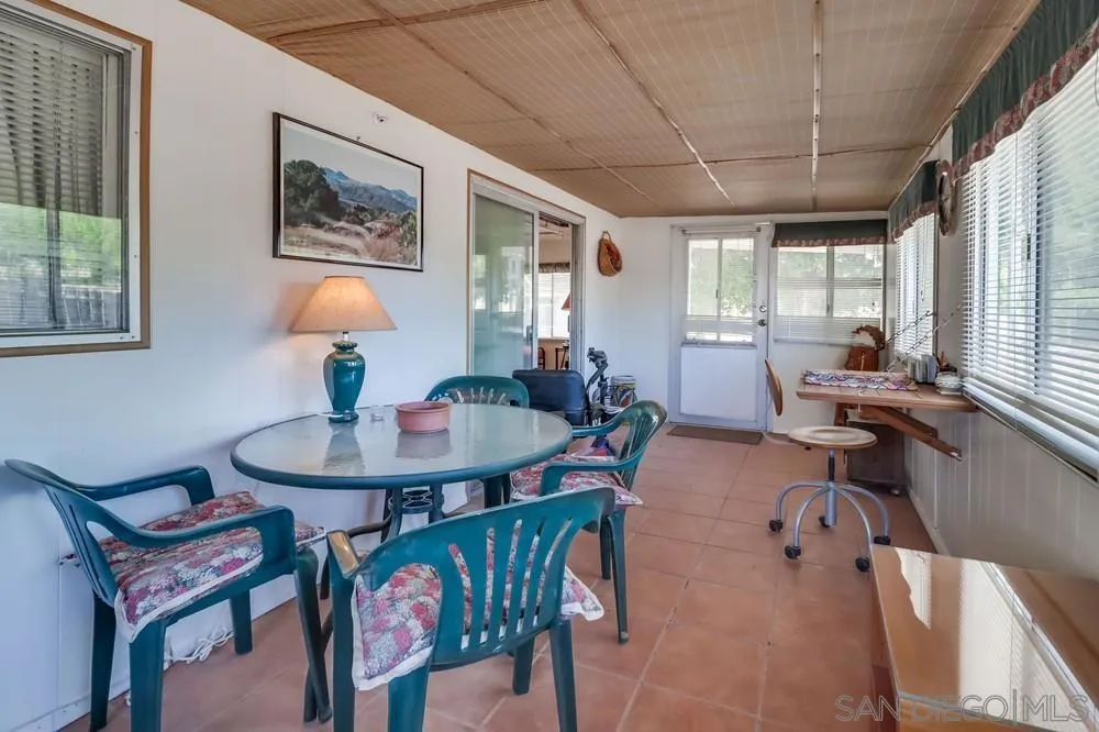 2036 Boulder Oaks Rd, Potrero, California 91963 home-pic-16