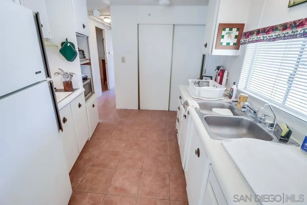 2036 Boulder Oaks Rd, Potrero, California 91963 home-pic-14