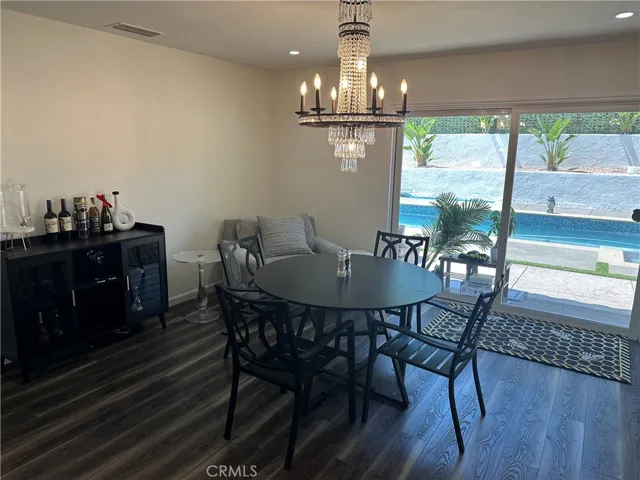 pool view dining room