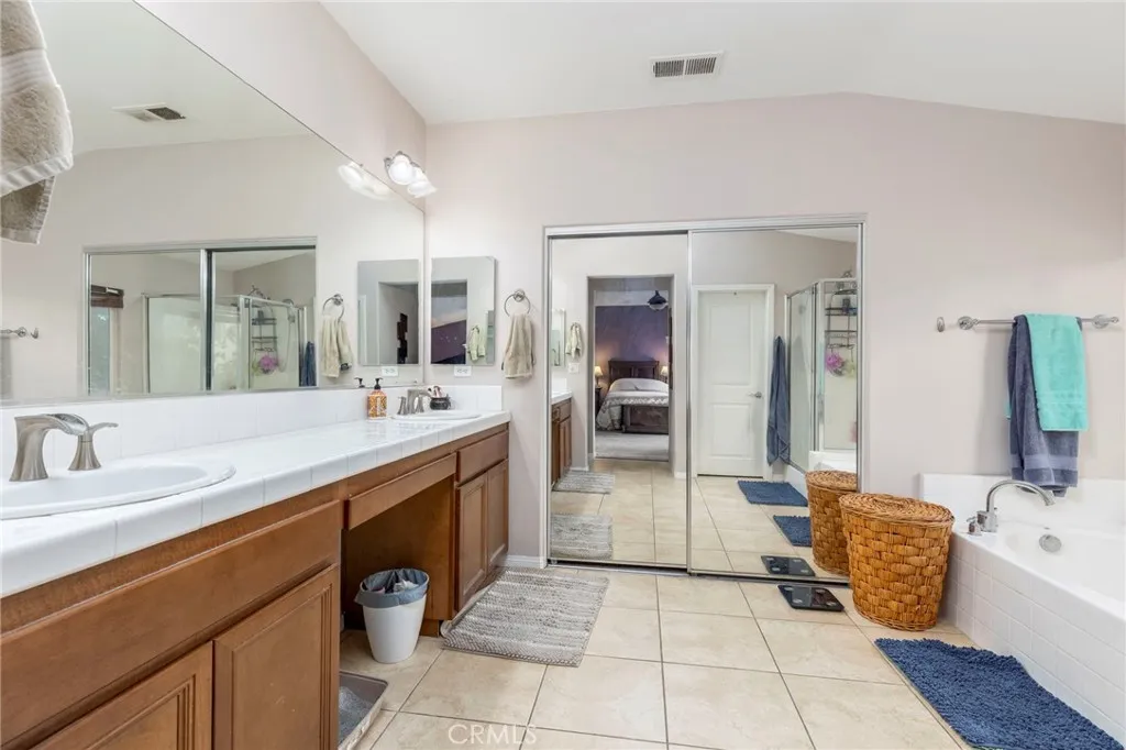 152 Paisley Court, Beaumont, California 92223 home-pic-15