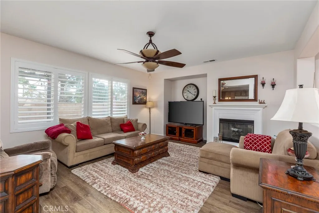 152 Paisley Court, Beaumont, California 92223 home-pic-4