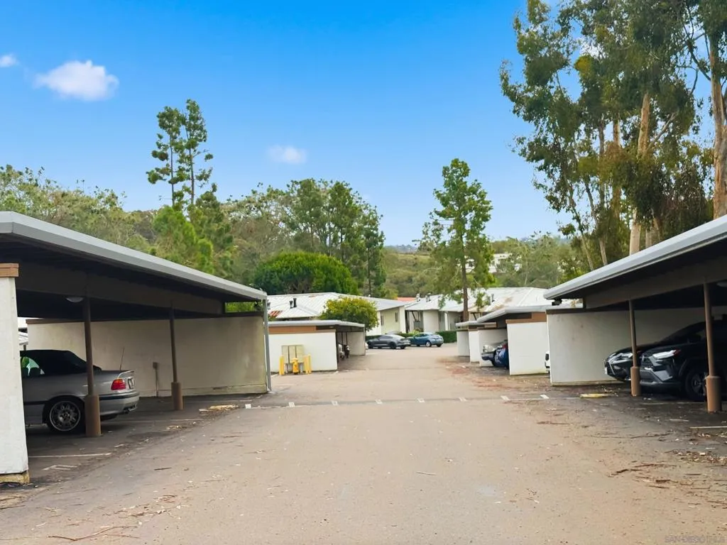 1810 S El Camino Real 101, Encinitas, California 92024 home-pic-36