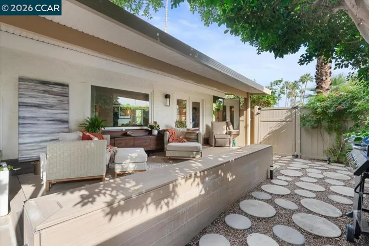 17 Araby St, Palm Springs, California 92264