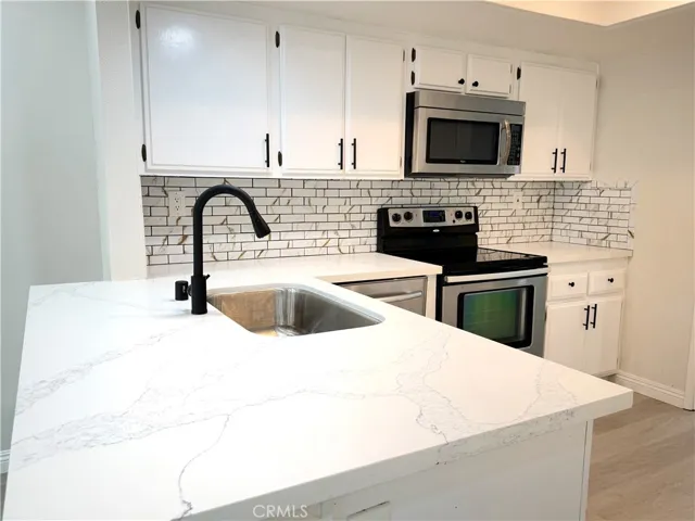 Very functional Kitchen