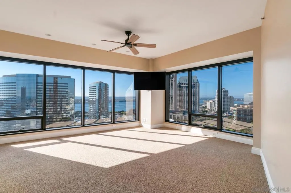 100 Harbor Dr 2104, San Diego, California 92101 home-pic-24