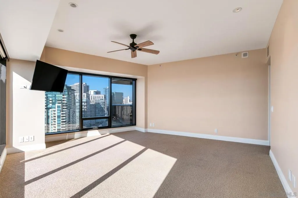 100 Harbor Dr 2104, San Diego, California 92101 home-pic-27