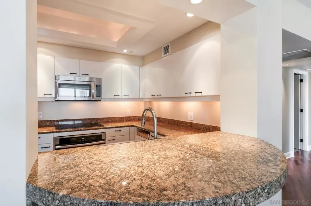 100 Harbor Dr 2104, San Diego, California 92101 home-pic-23