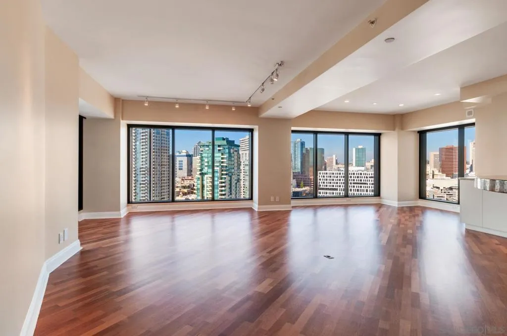 100 Harbor Dr 2104, San Diego, California 92101 home-pic-8