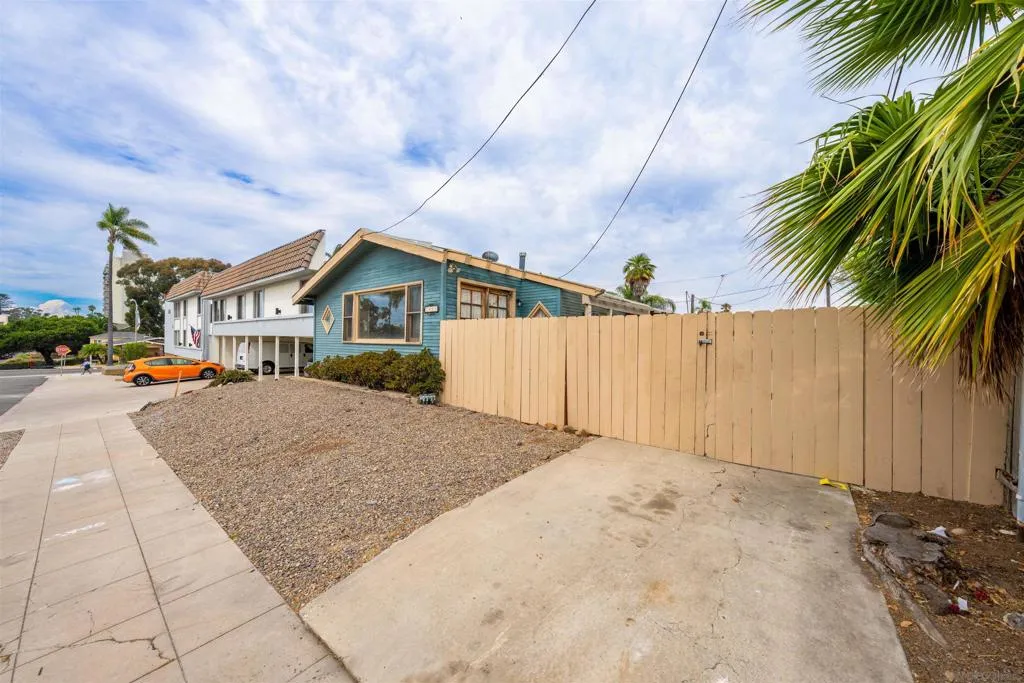 3905 Ibis St, San Diego, California 92103 home-pic-3