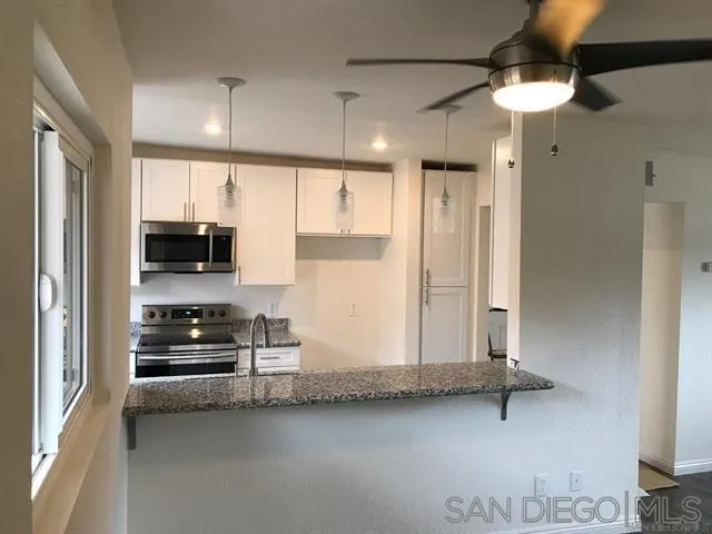 4562 Twain Avenue 13, San Diego, California 92120 home-pic-6