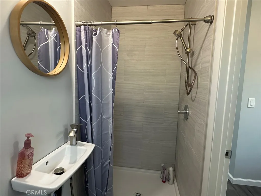 622 Broadway, Gilroy, California 95020 home-pic-6