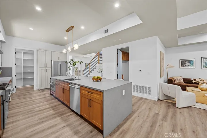 620 Baldwin Court, Sierra Madre, California 91024