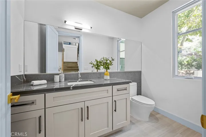 620 Baldwin Court, Sierra Madre, California 91024