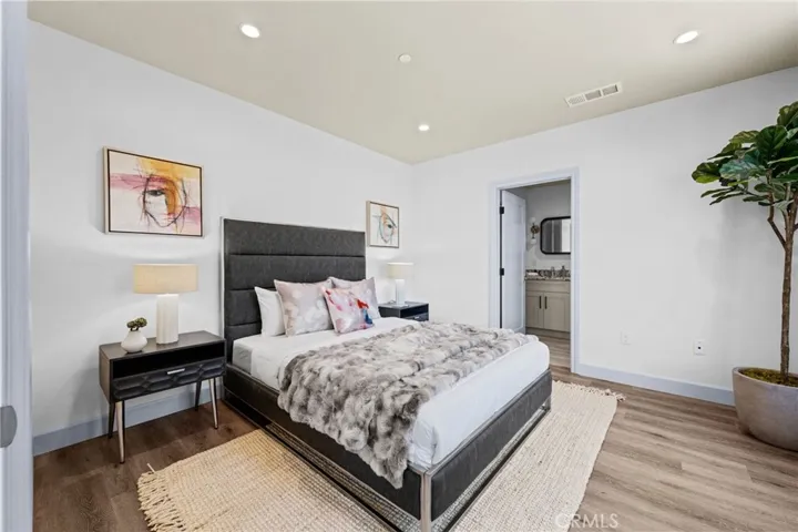 620 Baldwin Court, Sierra Madre, California 91024