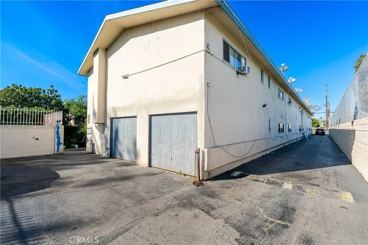 4660 Clara, Cudahy, California 90201