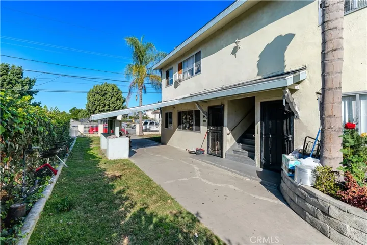 4660 Clara, Cudahy, California 90201