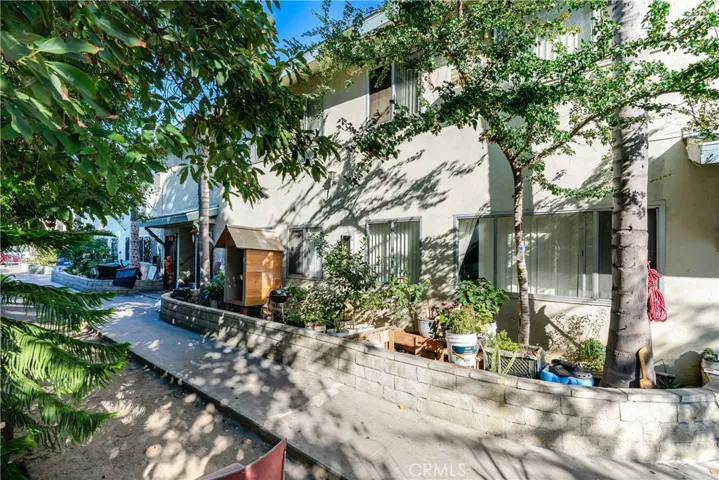 4660 Clara, Cudahy, California 90201