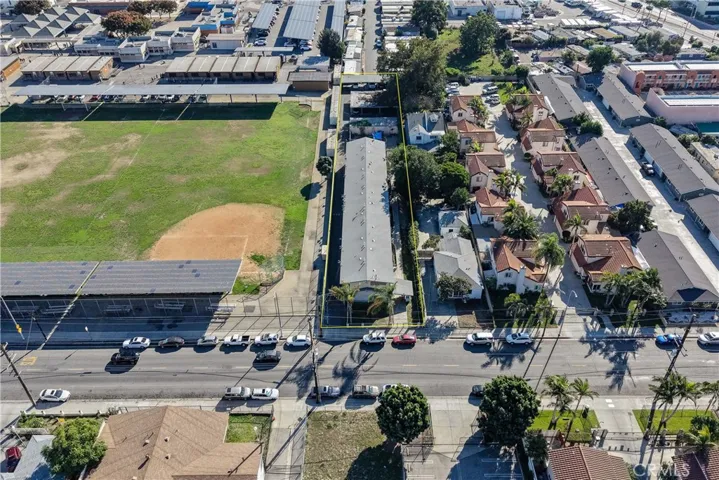 4660 Clara, Cudahy, California 90201