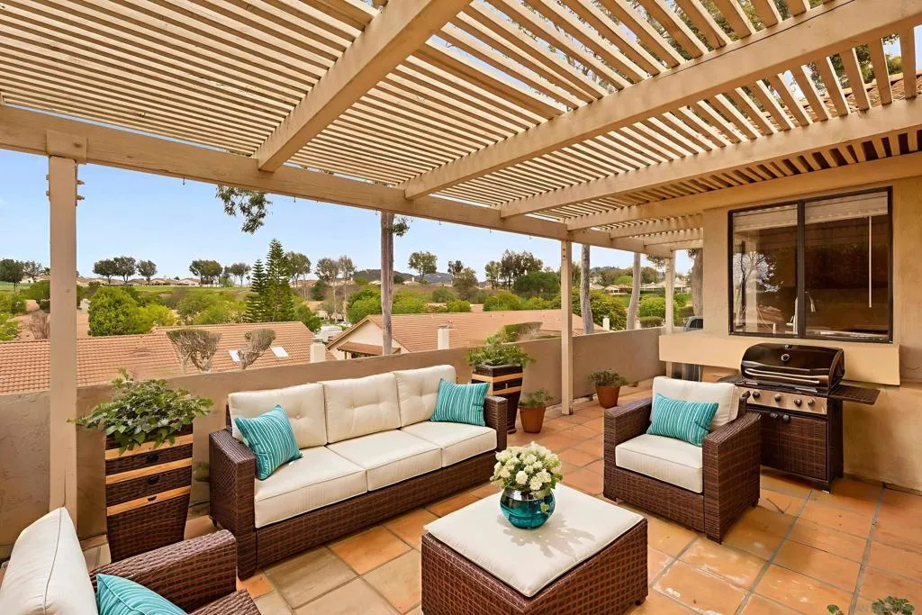 12884 Camino De La Breccia, San Diego, California 92128 home-pic-4