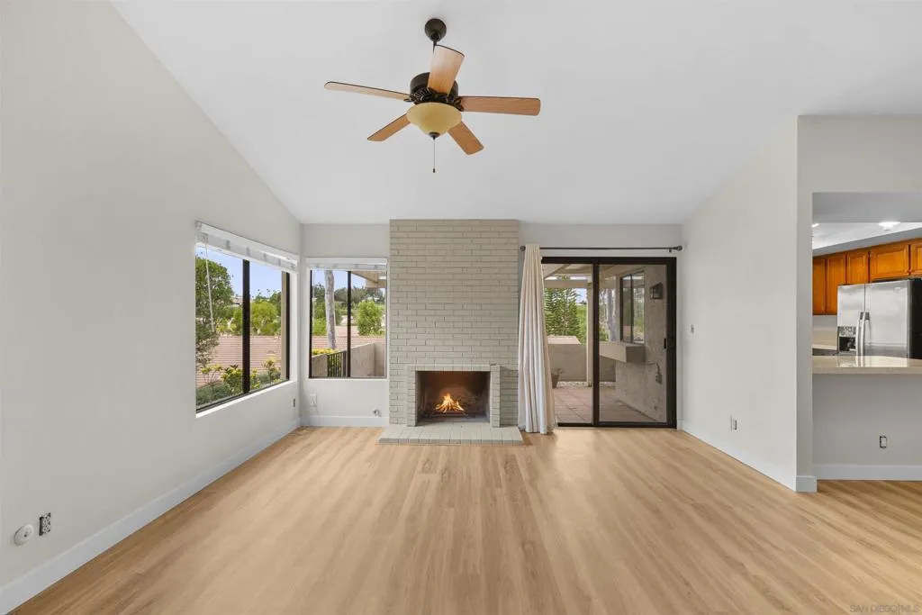 12884 Camino De La Breccia, San Diego, California 92128 home-pic-2
