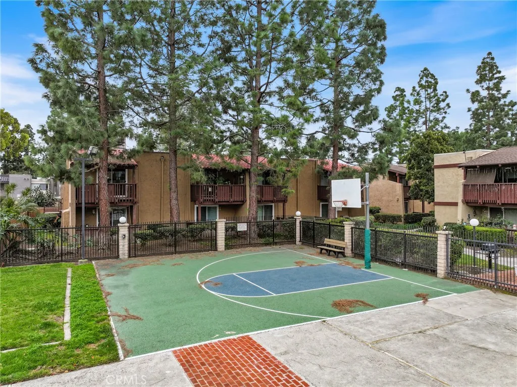 1000 W Macarthur Boulevard 113, Santa Ana, California 92707 home-pic-35