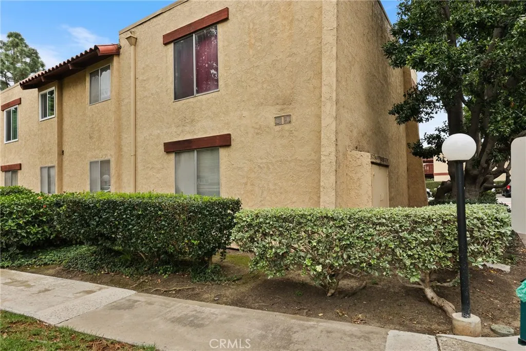 1000 W Macarthur Boulevard 113, Santa Ana, California 92707 home-pic-25