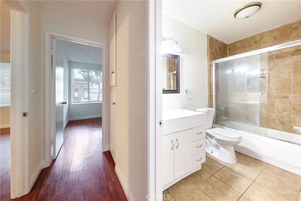 1000 W Macarthur Boulevard 113, Santa Ana, California 92707 home-pic-20