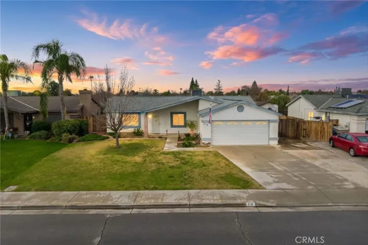 318 Leeta, Bakersfield, California 93307