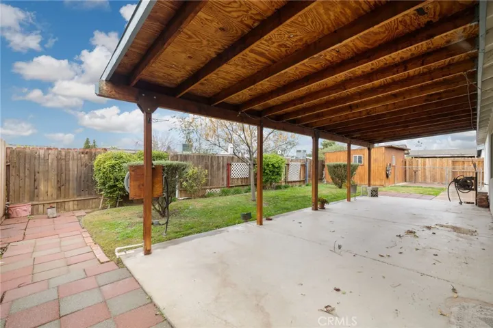 318 Leeta, Bakersfield, California 93307