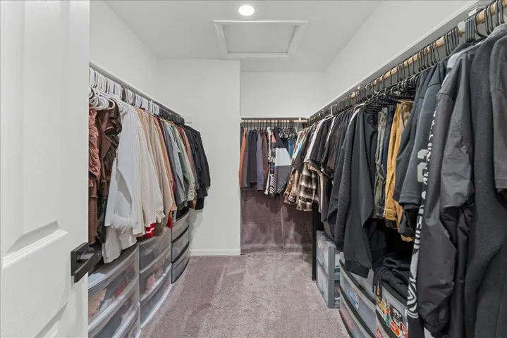 Walk In Closet