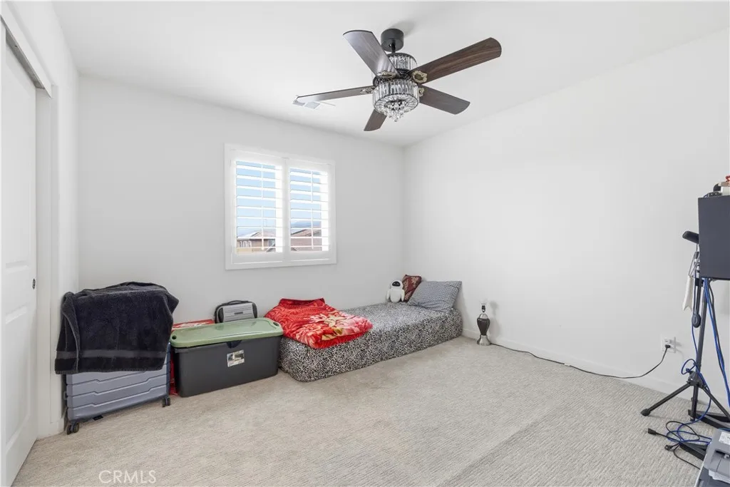 5242 Hayes Court, Fontana, California 92336 home-pic-29