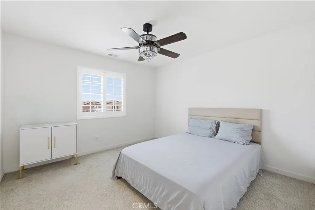 5242 Hayes Court, Fontana, California 92336 home-pic-24