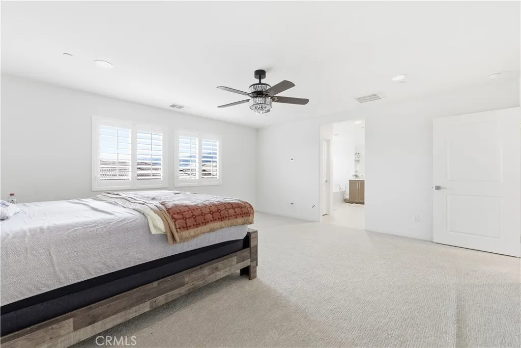 5242 Hayes Court, Fontana, California 92336 home-pic-18