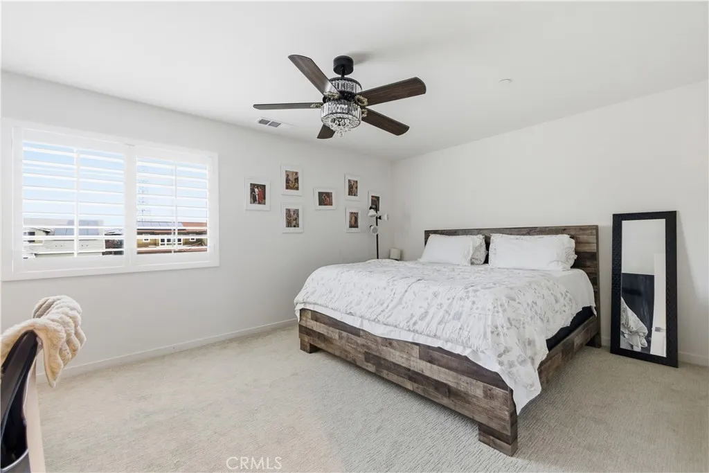 5242 Hayes Court, Fontana, California 92336 home-pic-5