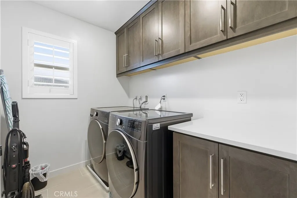 5242 Hayes Court, Fontana, California 92336 home-pic-7