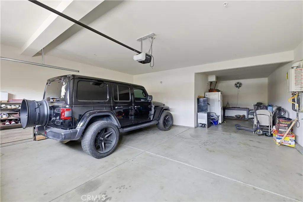 5242 Hayes Court, Fontana, California 92336 home-pic-30